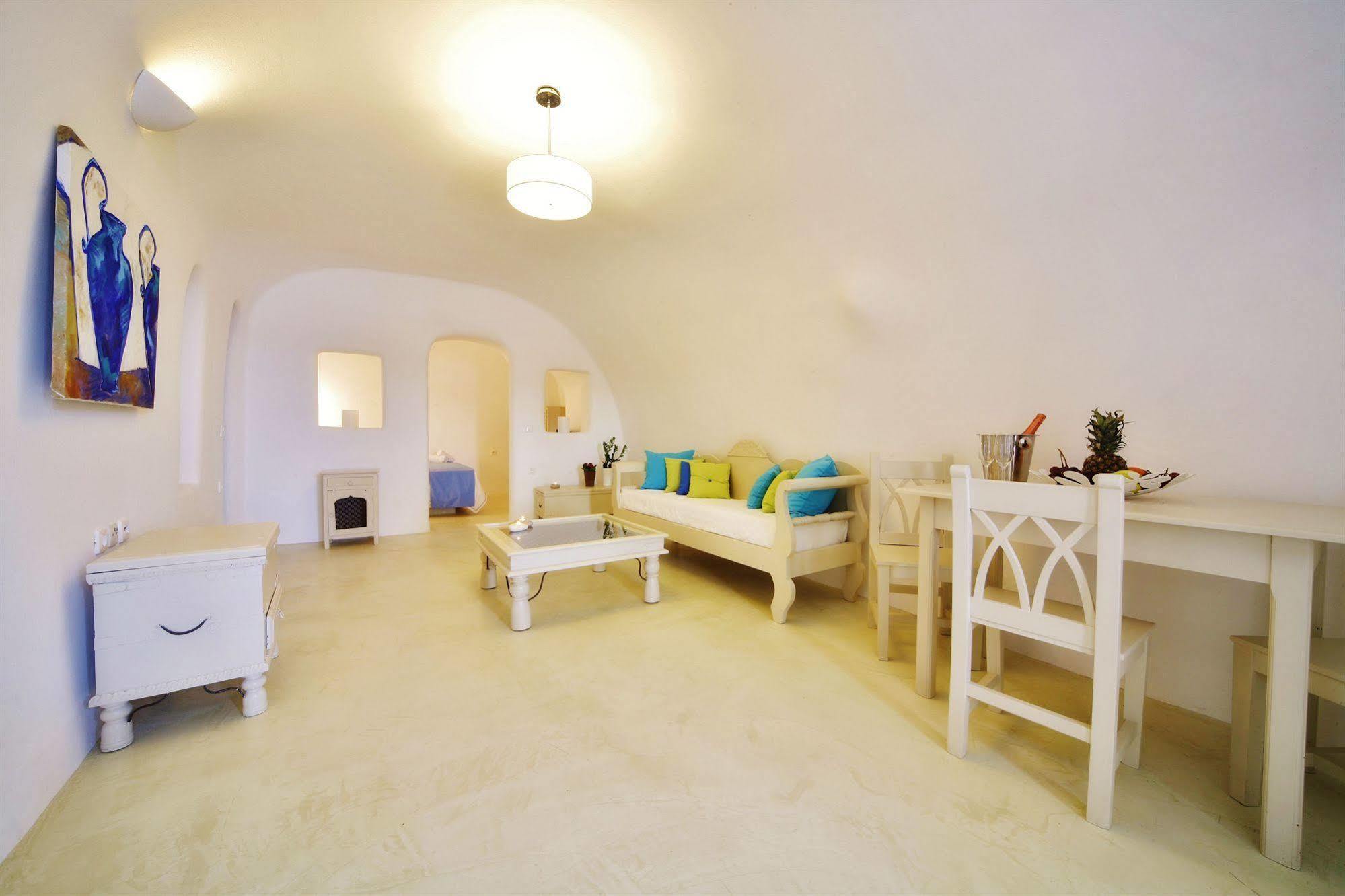 Chroma Suites Oia  Extérieur photo
